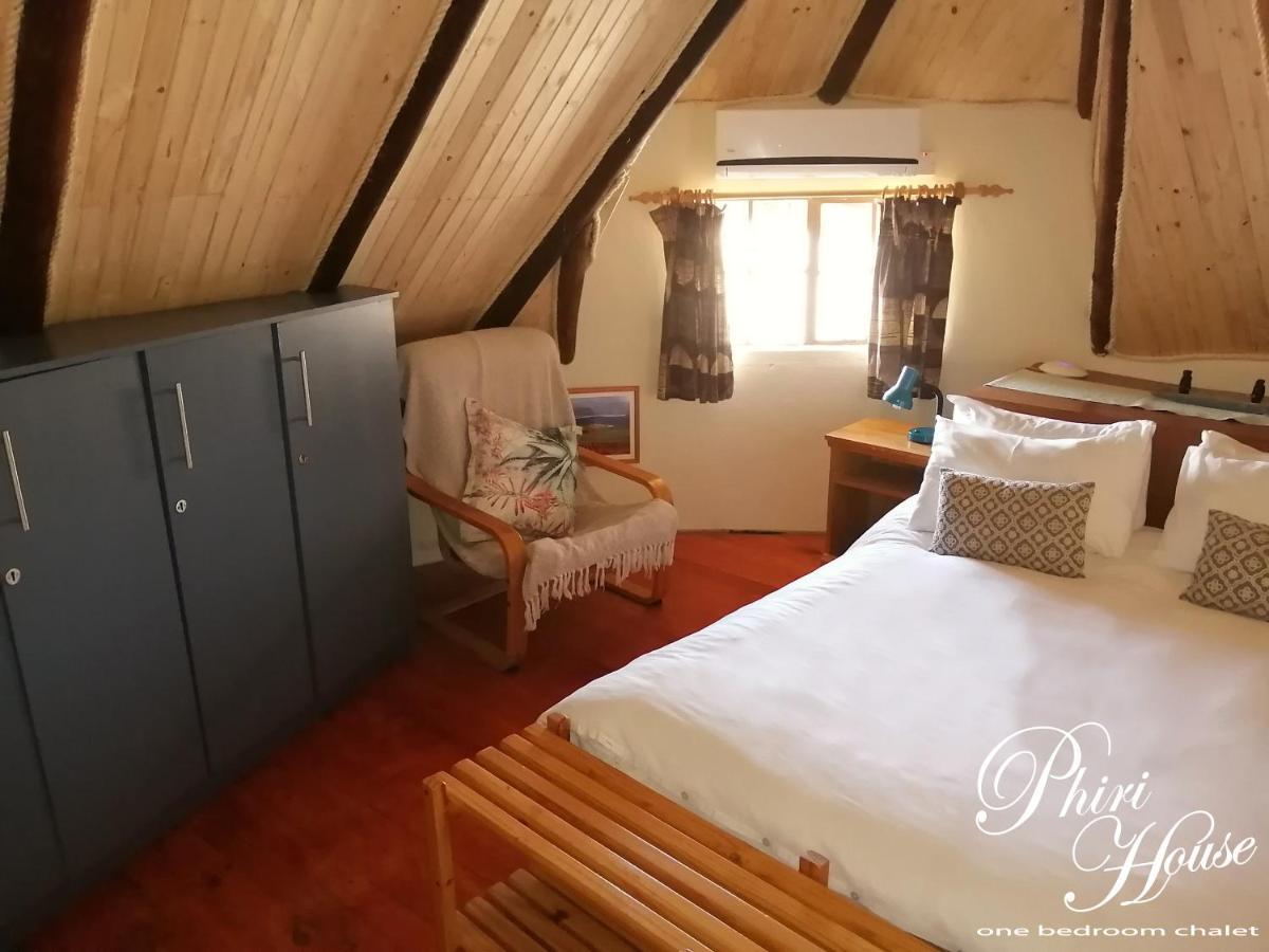 Moritshane Estate กาโบโรเน ภายนอก รูปภาพ